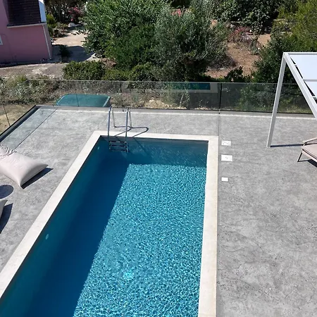 Zefy's Scenic Oasis 빌라 Pesádha
